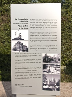 Informationsstele auf dem Diakonissenfriedhof auf dem Stellinger Friedhof.